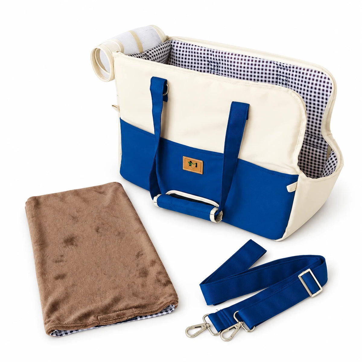 Sac de voyage souple pour petit chien et chat — fond blanc