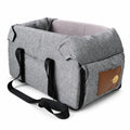 Panier de voyage pour petit chien et chat — fond blanc