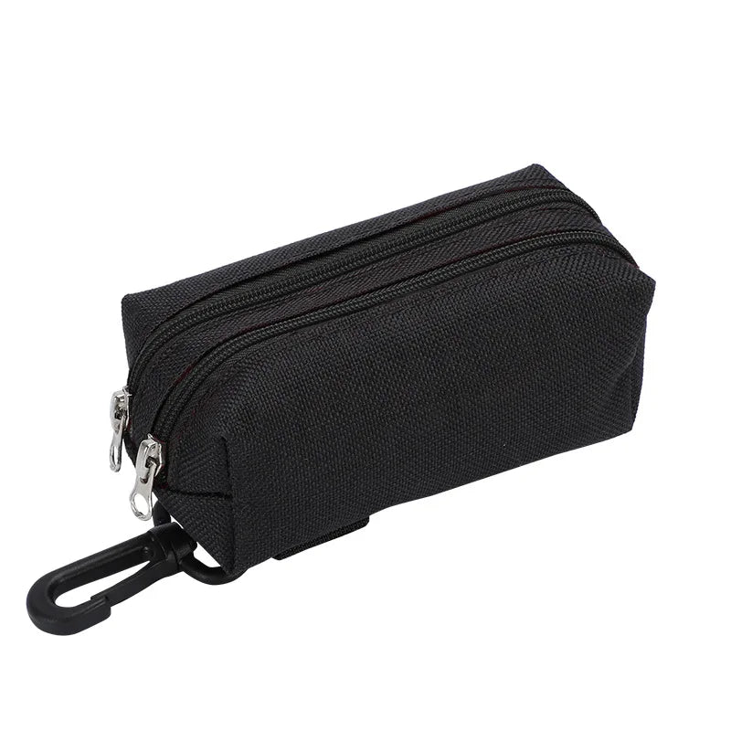 Pochette noire de distribution de sacs pour chien avec fermeture et mousqueton