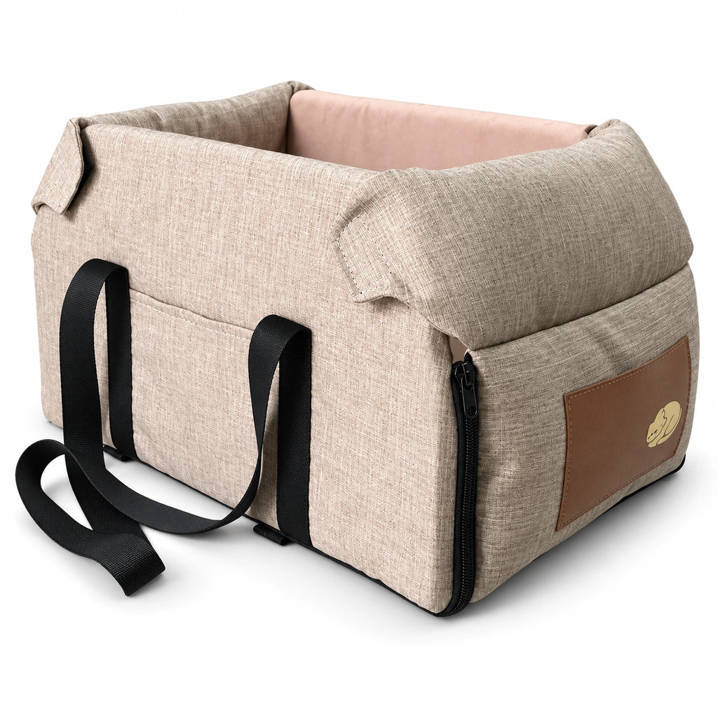 Panier de voyage pour petit chien et chat — fond blanc