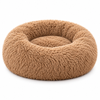 Panier rond en peluche pour chien et chat — Cocon douillet — fond blanc
