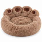 Panier patte en peluche pour chien et chat — produit sur fond blanc